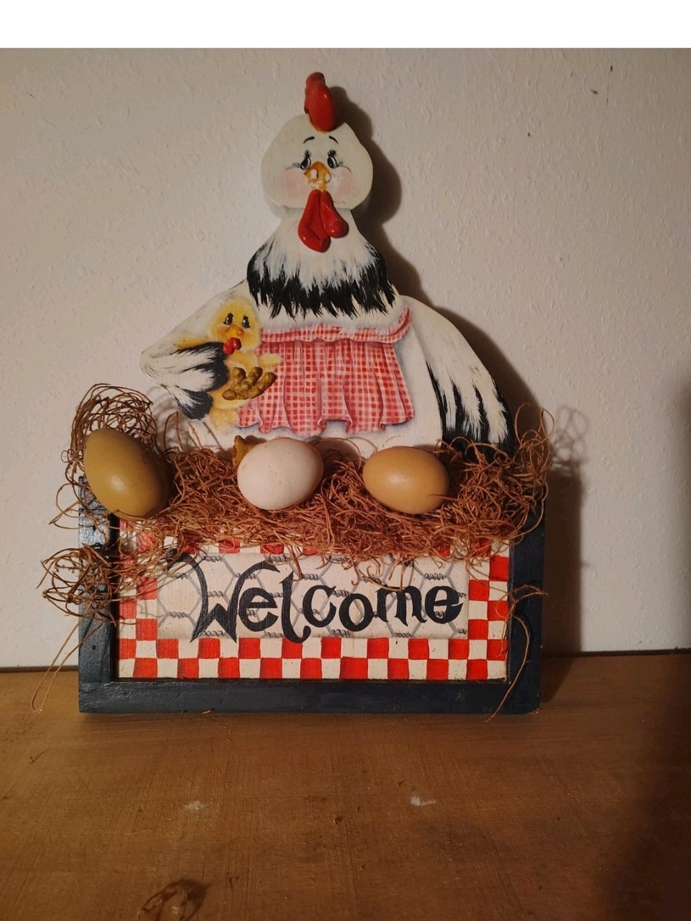 Handpainted Chicken 'Welcome' Shelf Sitter - Red & White